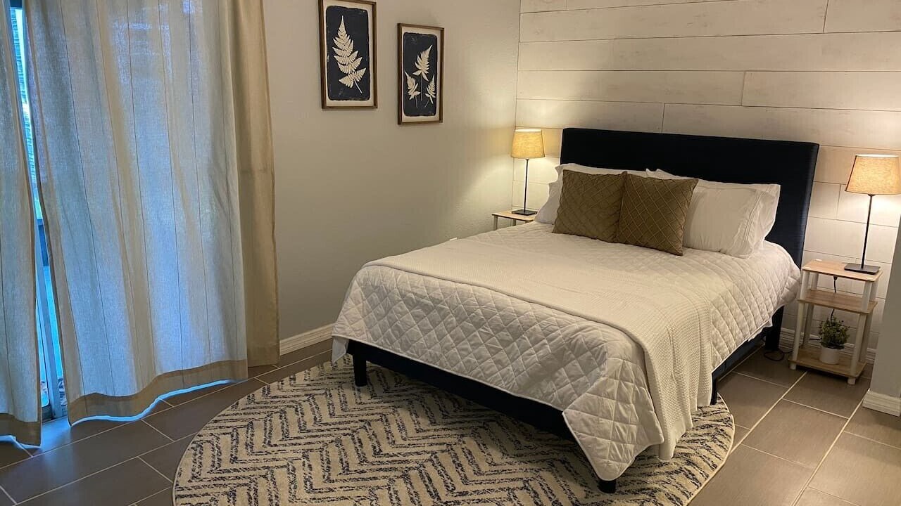 Photo of Bedroom in Riverside Heights