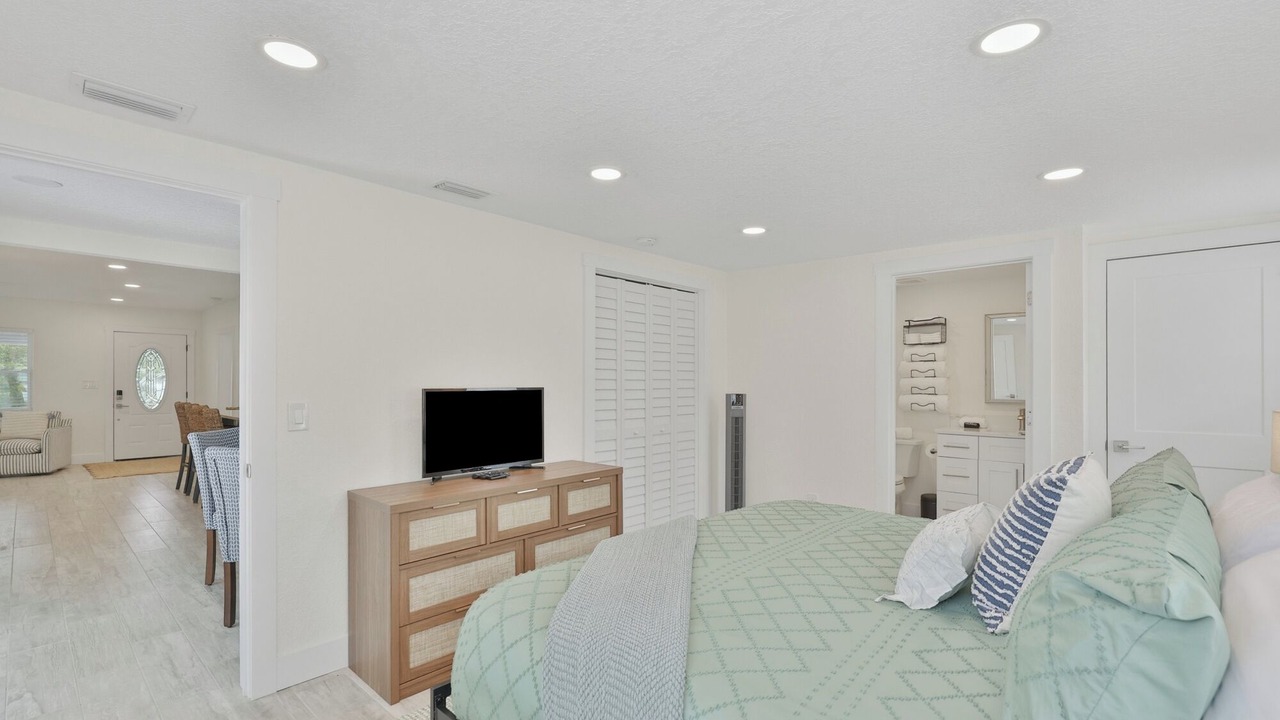 Photo of Bedroom in South Pinellas Community Council