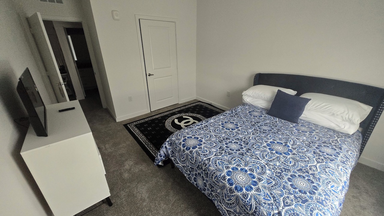 Photo of Bedroom in Northside