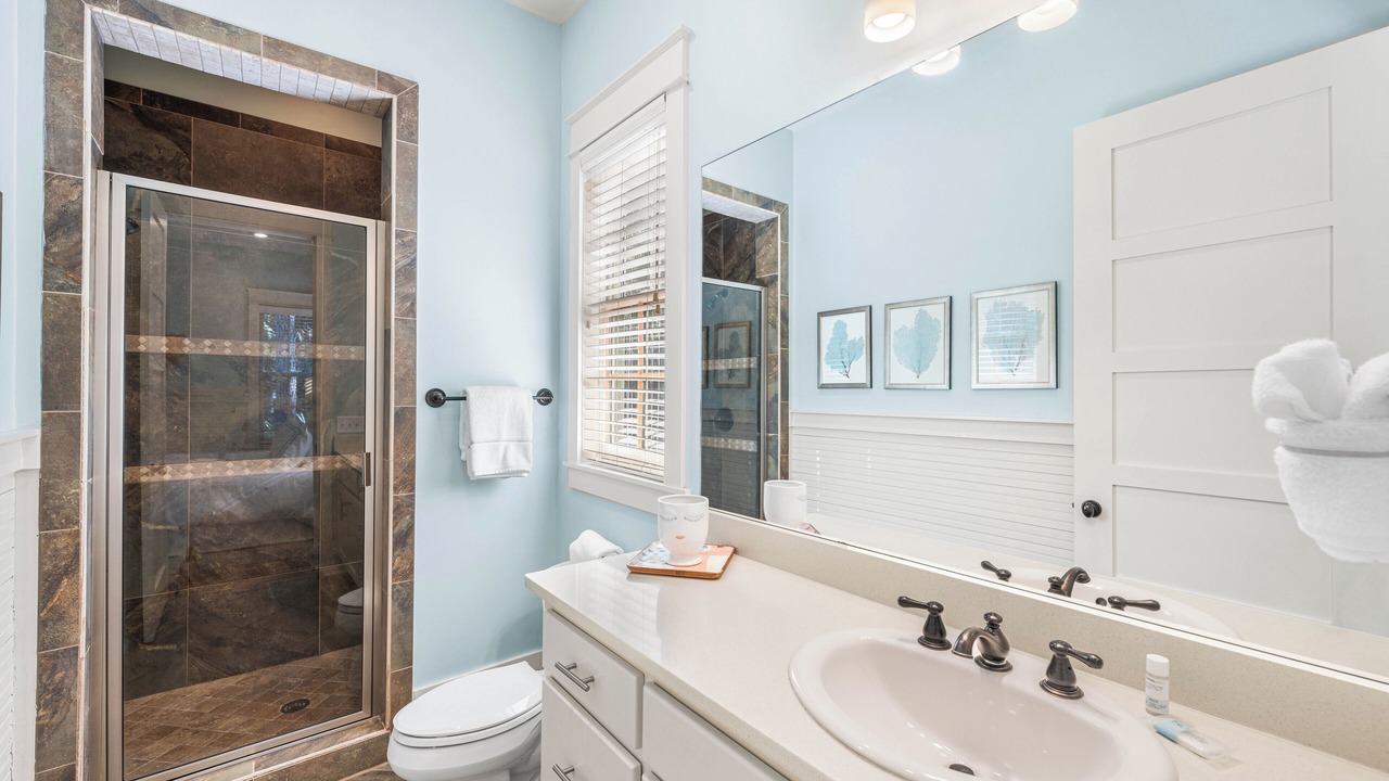 Photo of Bathroom in Forest District