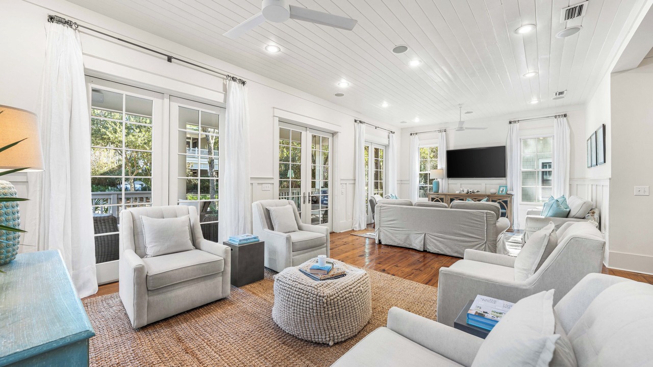 Photo of Livingroom in Forest District
