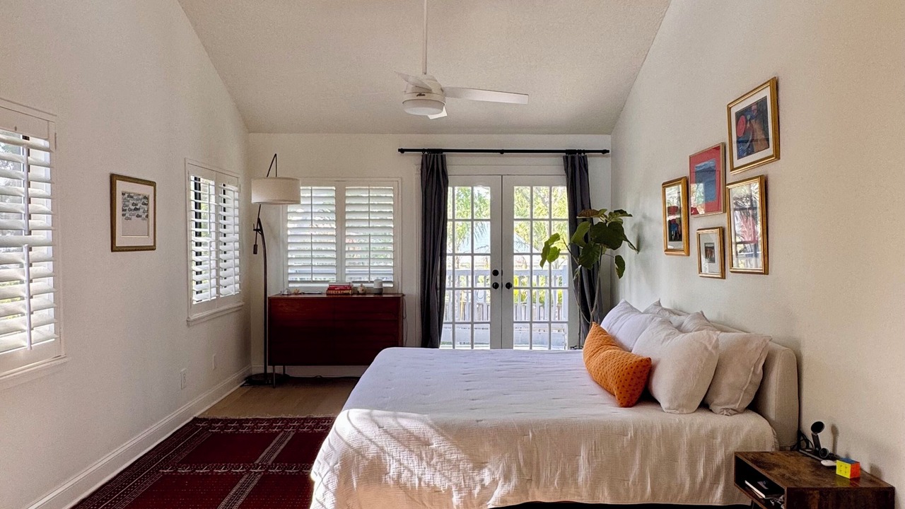 Photo of Bedroom in Atlantic Beach