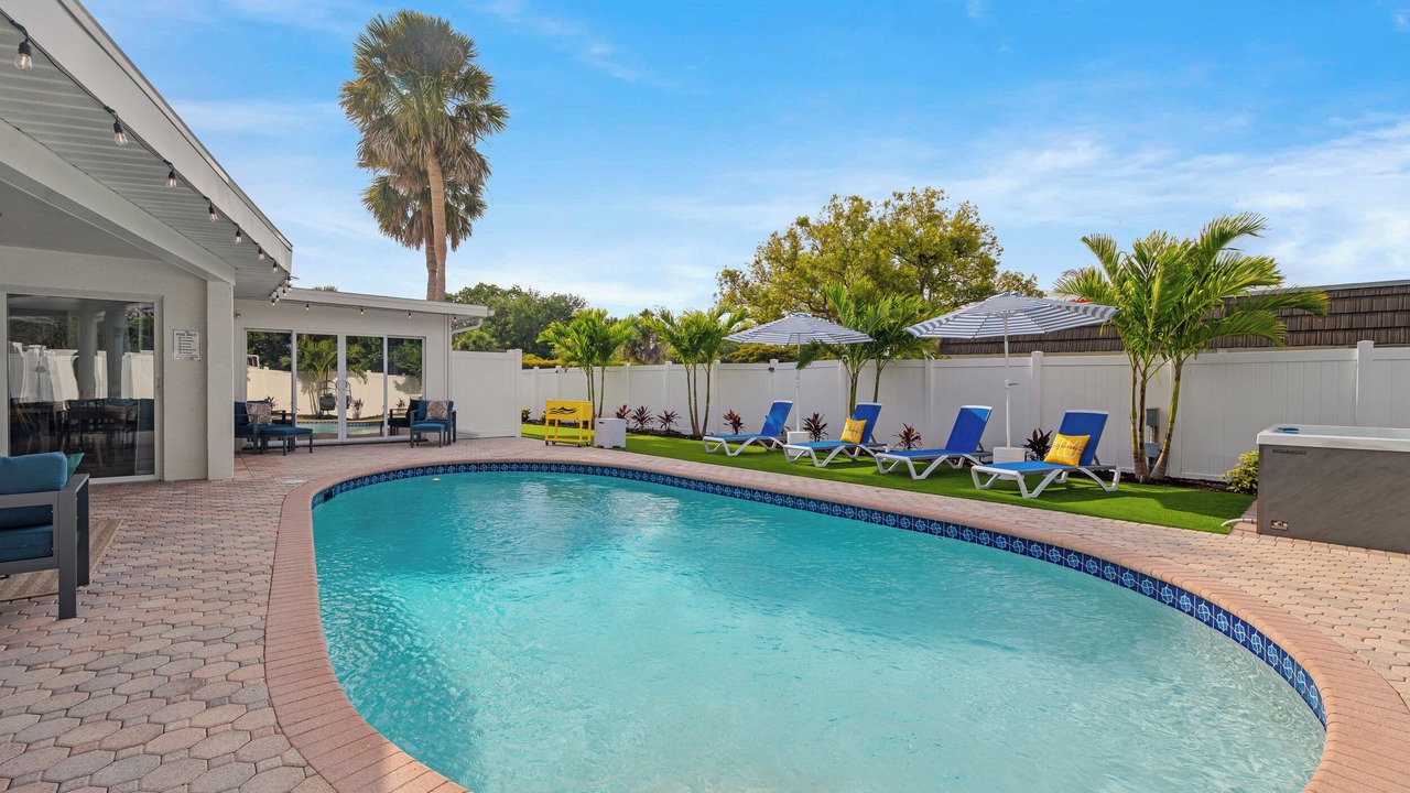 Photo of Outdoor in Glen Oaks