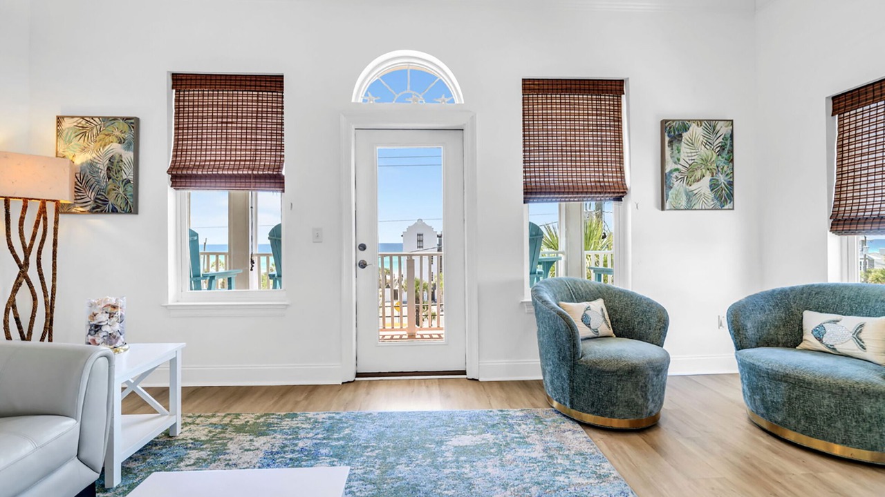 Photo of Livingroom in Bahama Beach