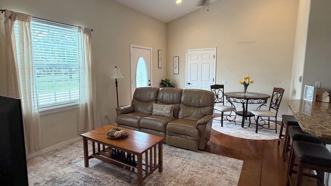 Photo of Livingroom in Clermont