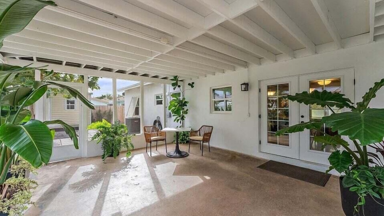 Photo of Patio Balcony in Eastview Manor