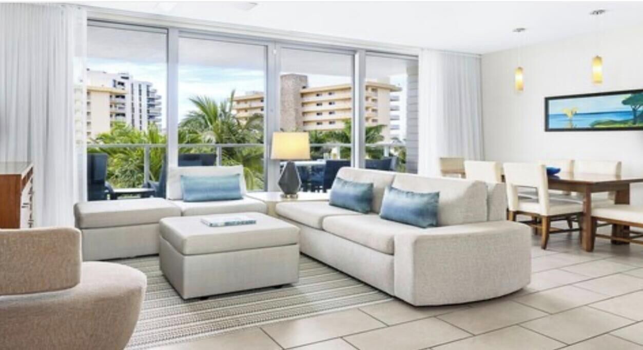Photo of Livingroom in Marco Island