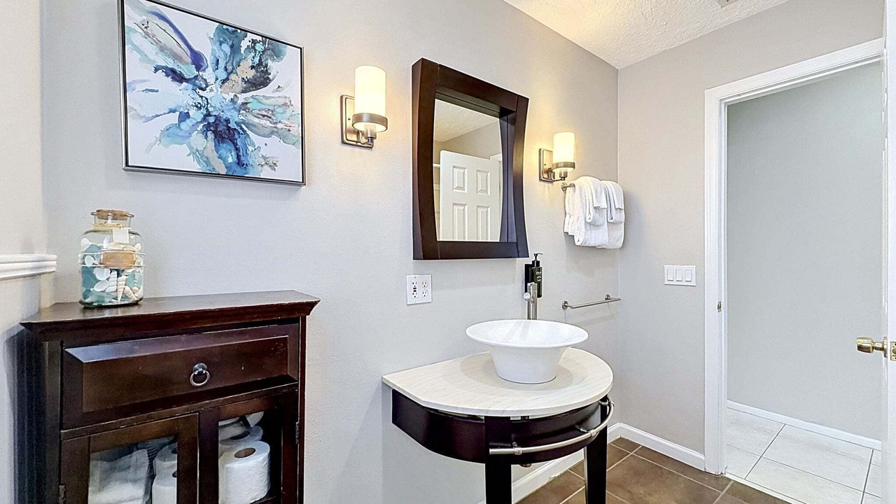 Photo of Bathroom in Seminole