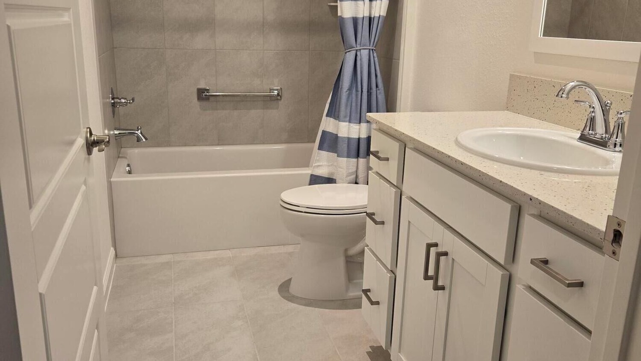 Photo of Bathroom in Candler