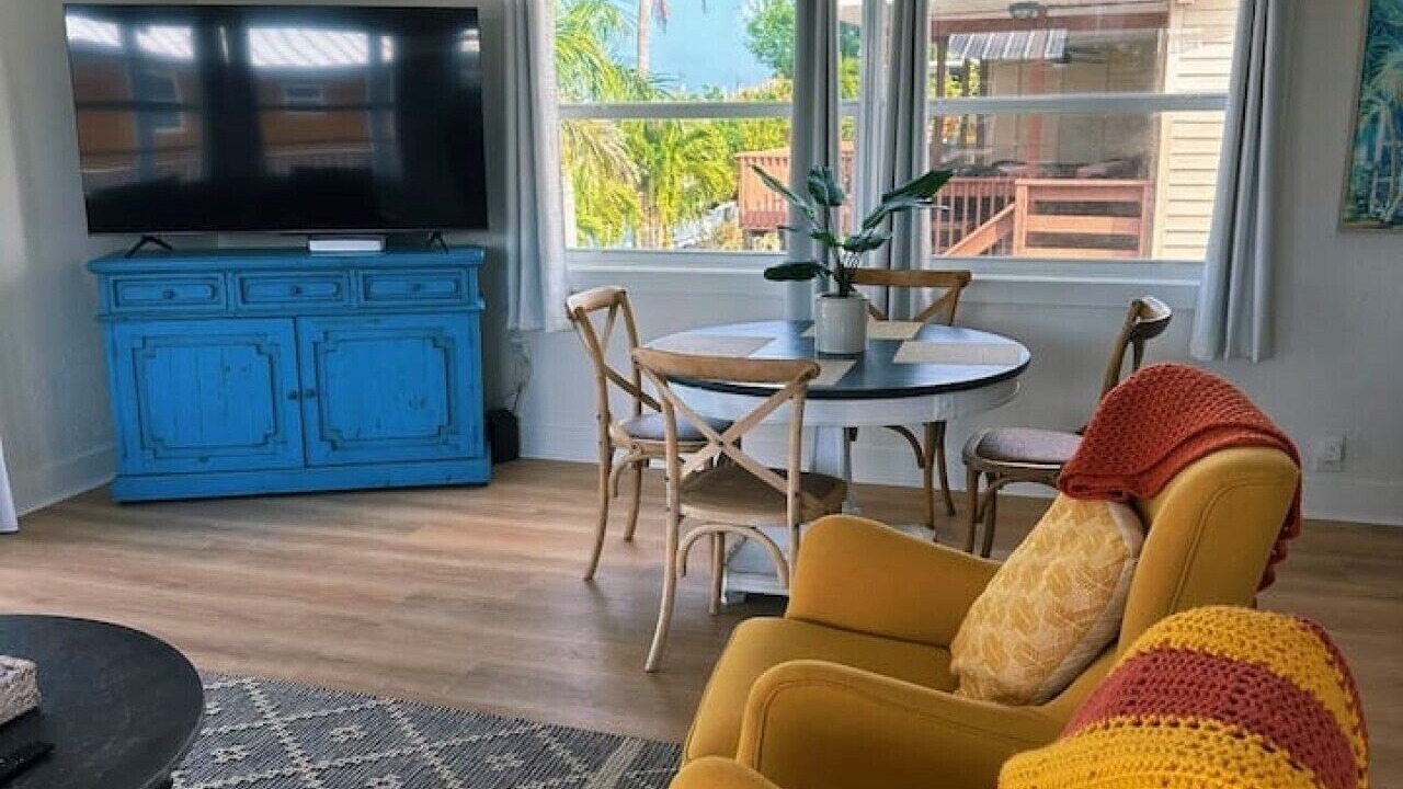 Photo of Livingroom in Bokeelia