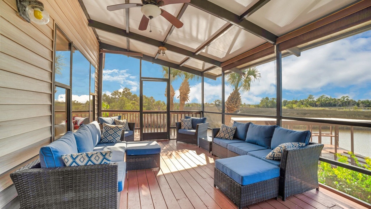 Photo of Livingroom in Woods N Waters