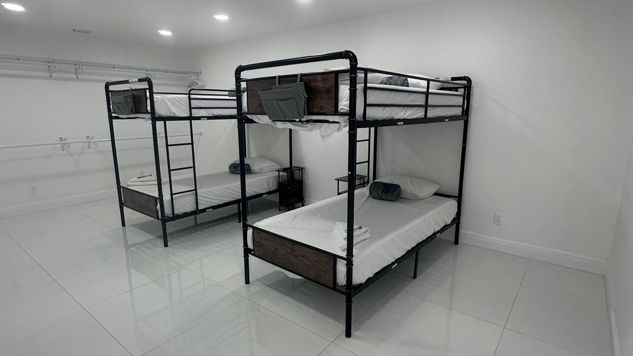 Photo of Bedroom in Egypt Lake-Leto