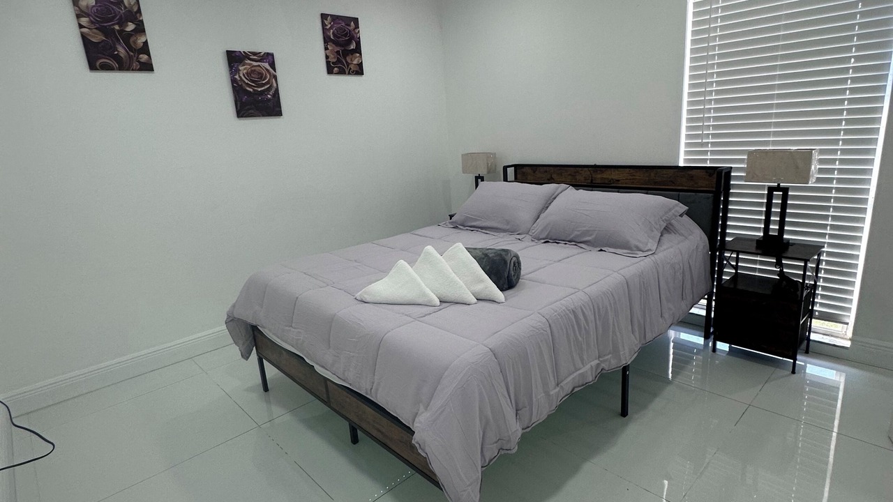 Photo of Bedroom in Egypt Lake-Leto
