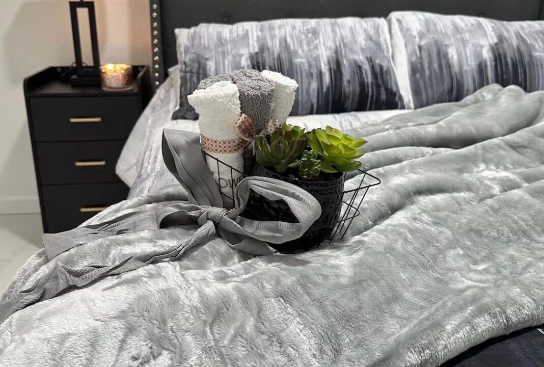 Photo of Bedroom in Bearss Plaza