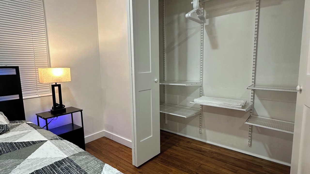 Photo of Bedroom in Lake Magdalene