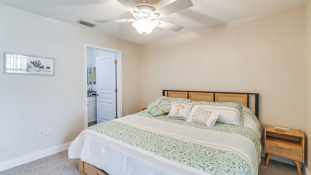 Photo of Bedroom in Tavares