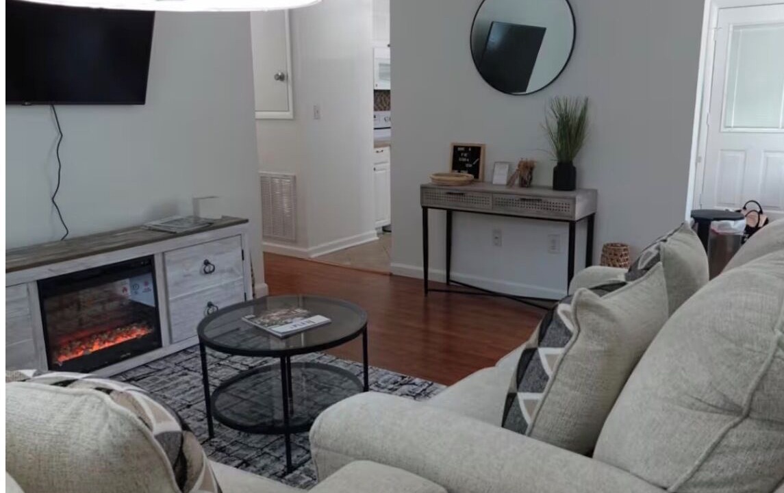 Photo of Livingroom in Warner Robins