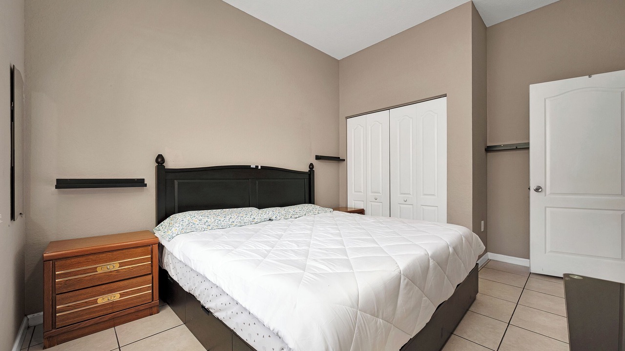 Photo of Bedroom in Homestead
