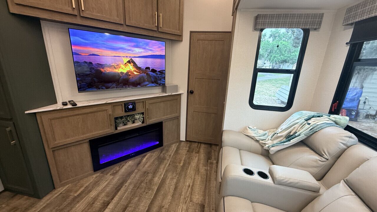 Photo of Livingroom in Orange Lake