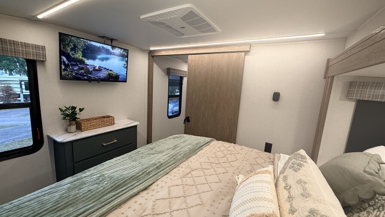 Photo of Bedroom in Orange Lake