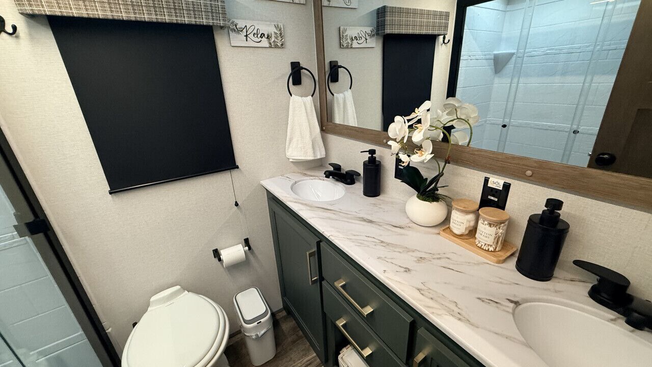 Photo of Bathroom in Orange Lake