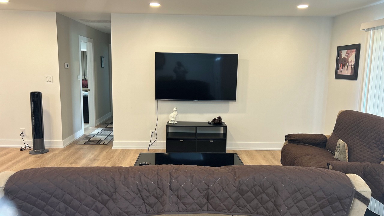 Photo of Livingroom in Warm Mineral Springs