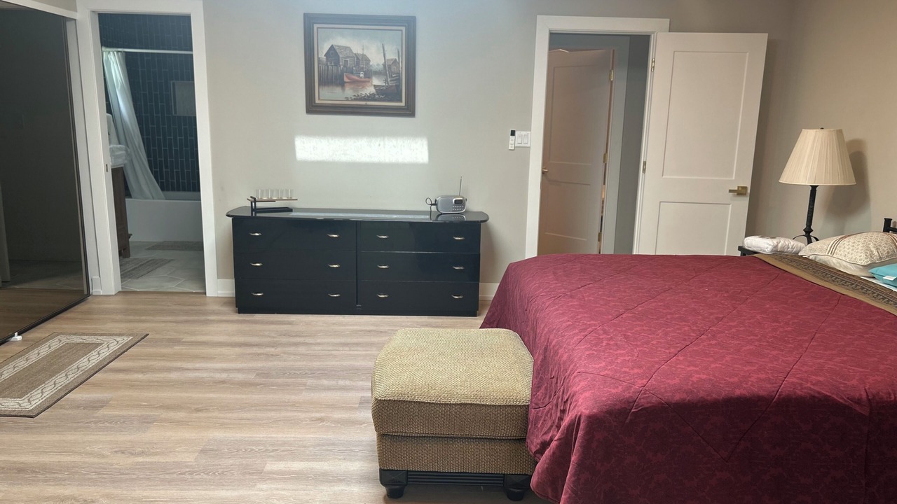 Photo of Bedroom in Warm Mineral Springs