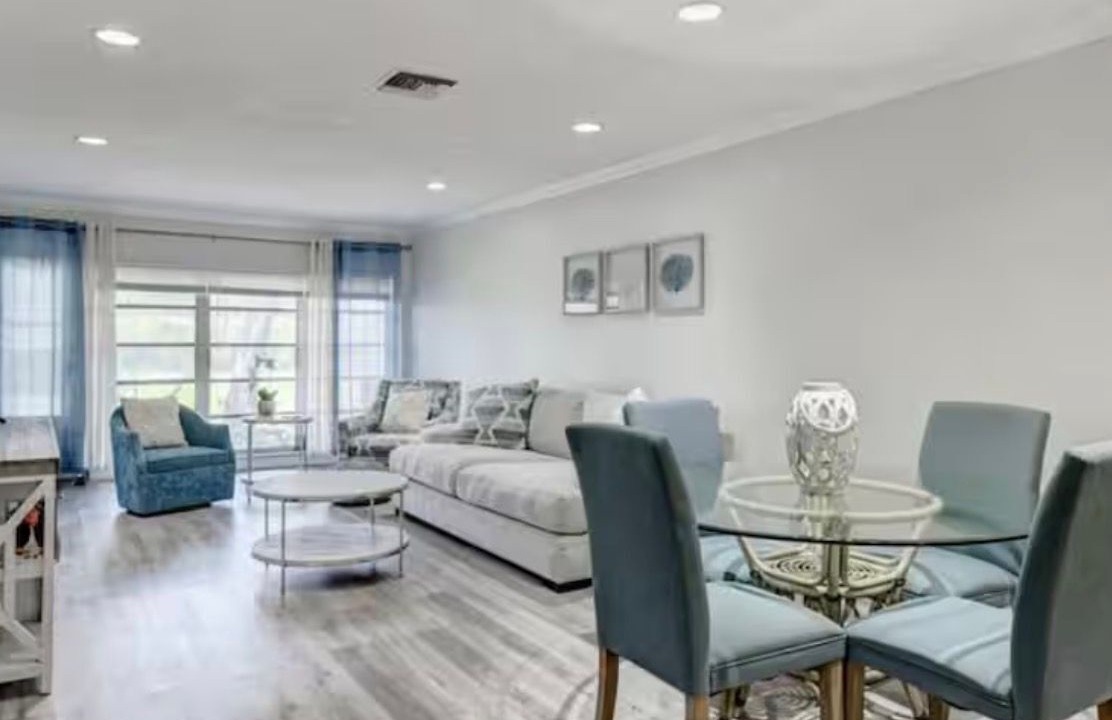 Photo of Livingroom in Jog Road