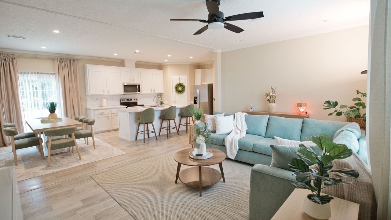 Photo of Livingroom in Wesley Chapel South
