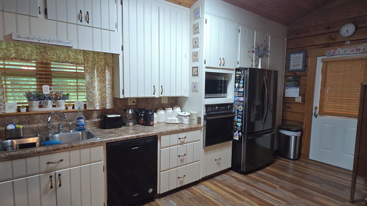 Photo of Kitchen in Pansey