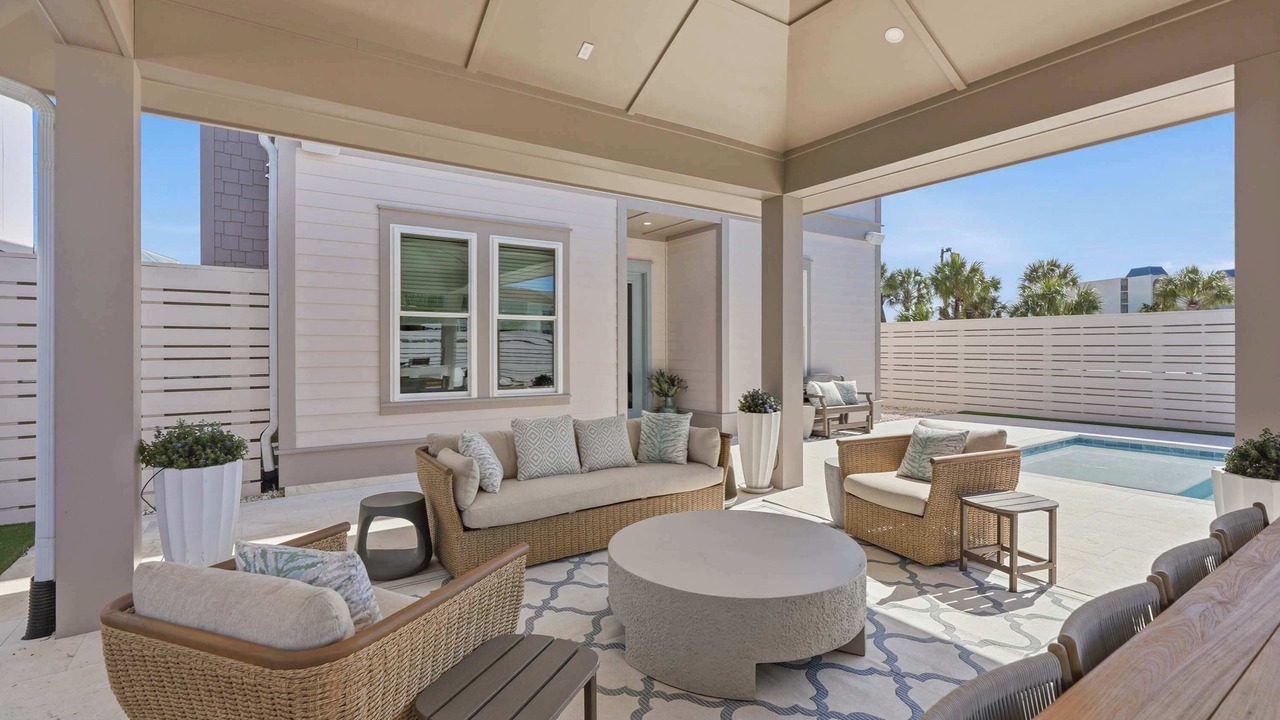 Photo of Patio Balcony in Hollywood Beach
