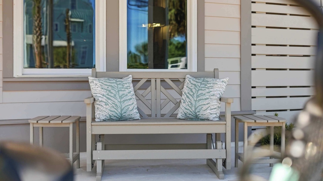 Photo of Patio Balcony in Hollywood Beach