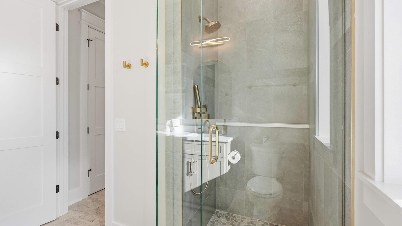 Photo of Bathroom in Laguna Beach