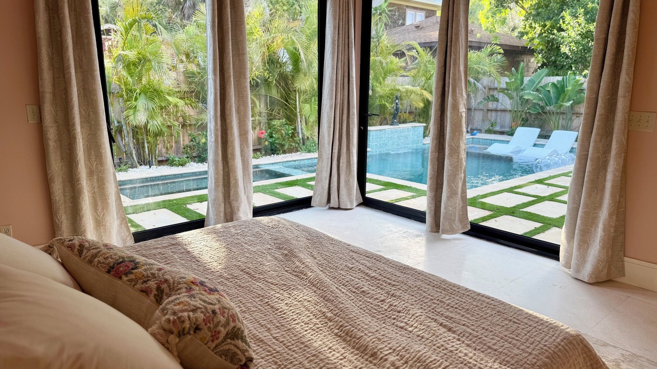 Photo of Bedroom in Indian Beach Sapphire Shores