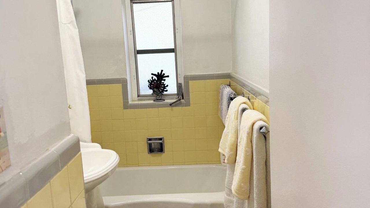 Photo of Bathroom in Jupiter