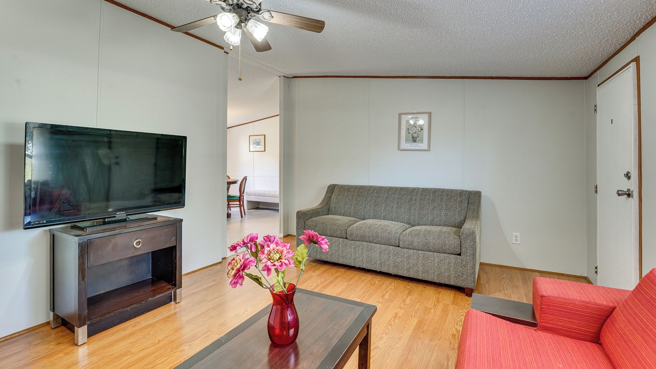Photo of Livingroom in Fellowship