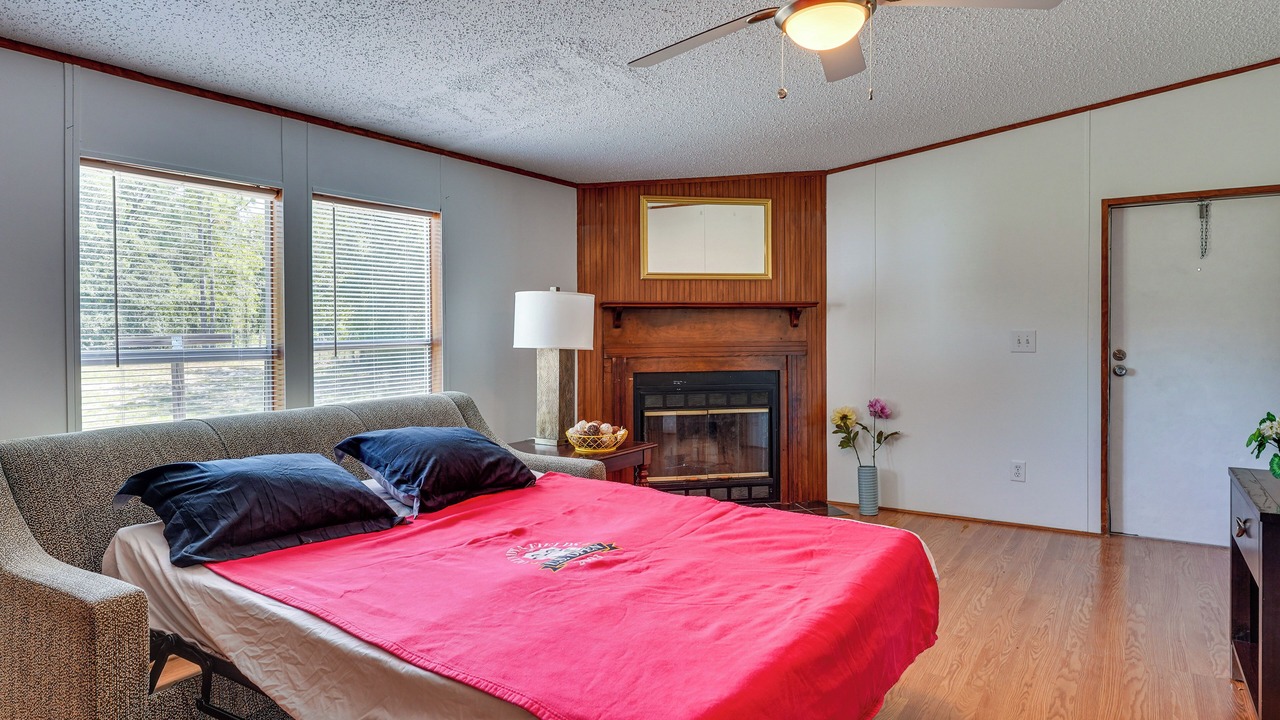 Photo of Bedroom in Fellowship