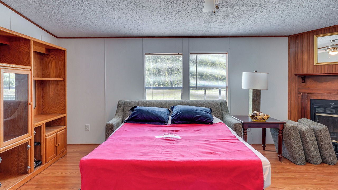 Photo of Bedroom in Fellowship