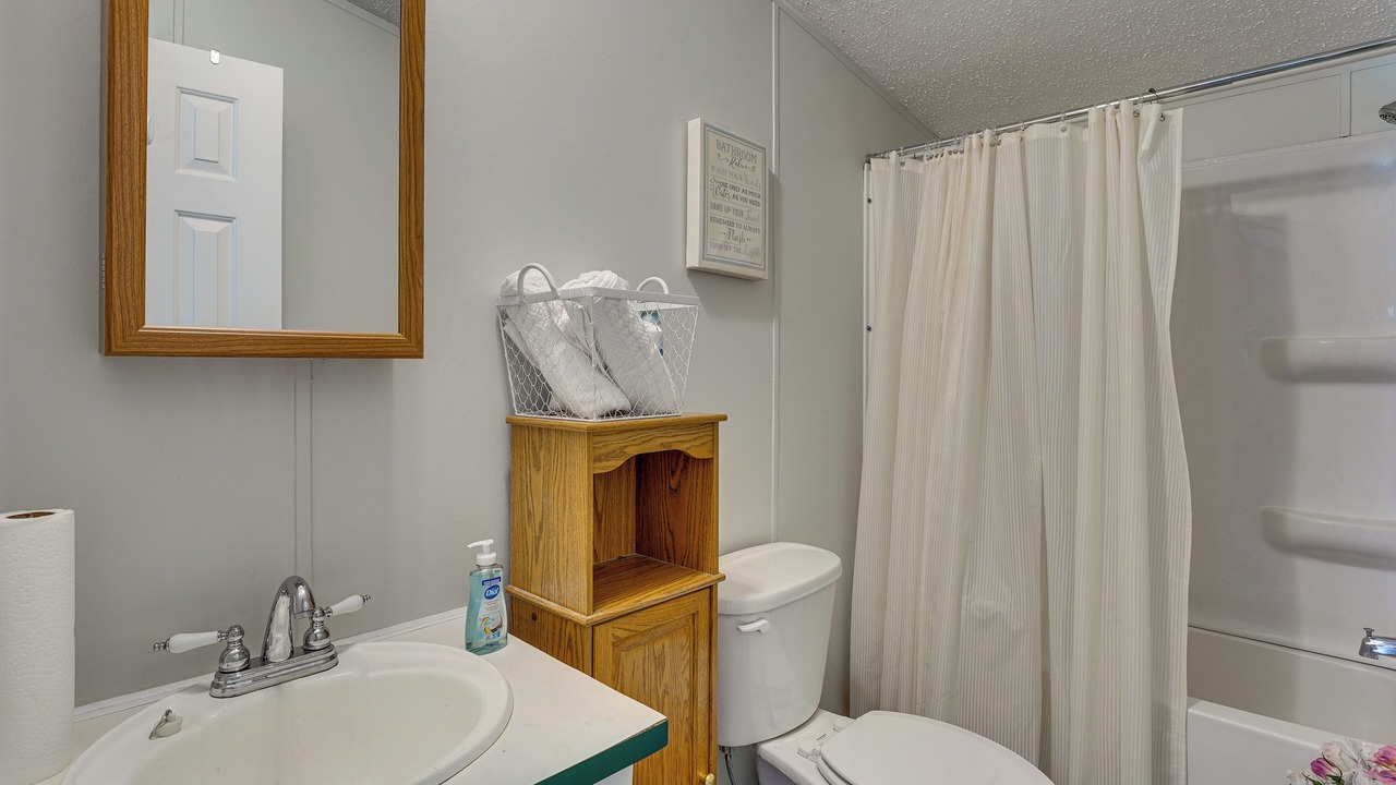 Photo of Bathroom in Fellowship
