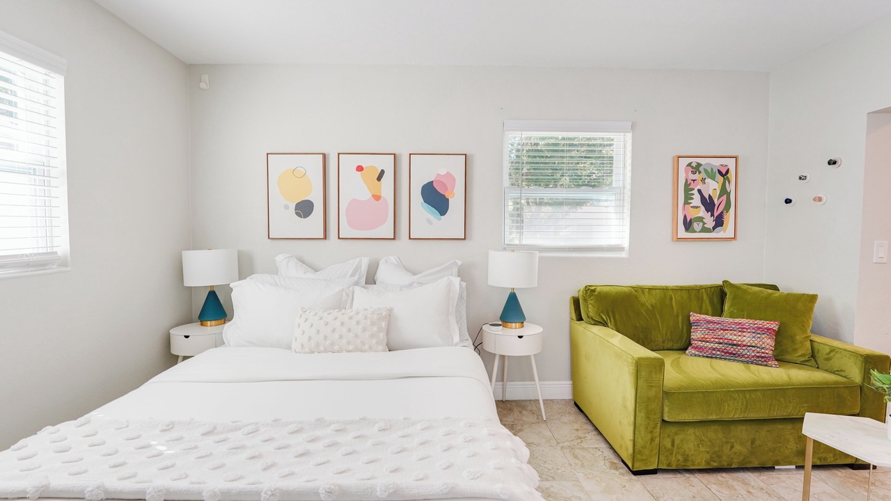Photo of Bedroom in Lake Magdalene