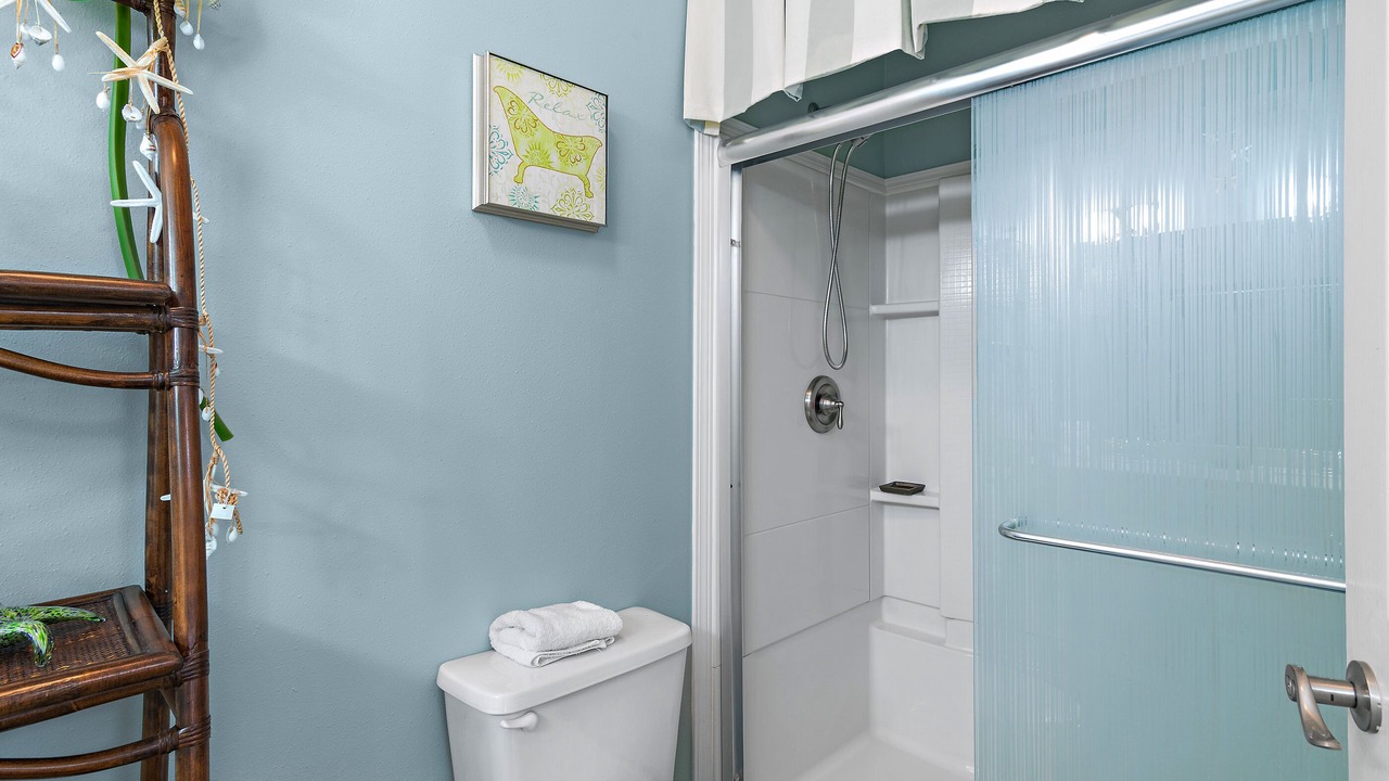 Photo of Bathroom in Clipper Cove