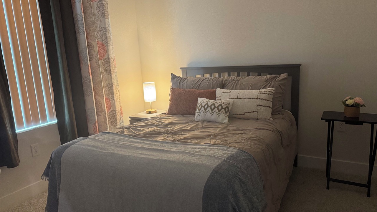 Photo of Bedroom in Northwest Orlando