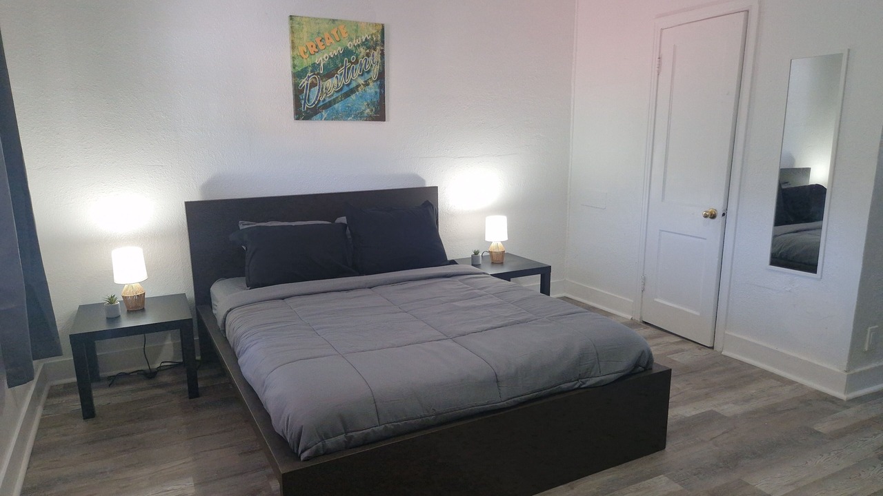 Photo of Bedroom in St. Petersburg - Clearwater