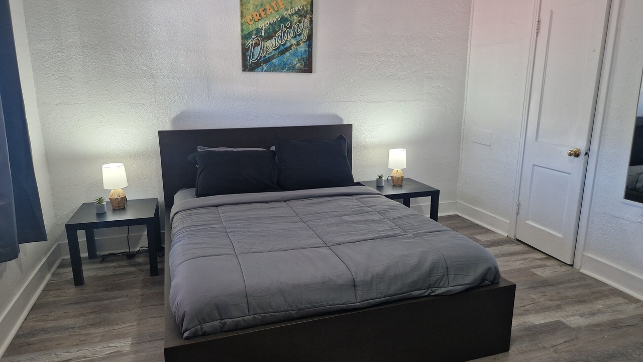 Photo of Bedroom in St. Petersburg - Clearwater