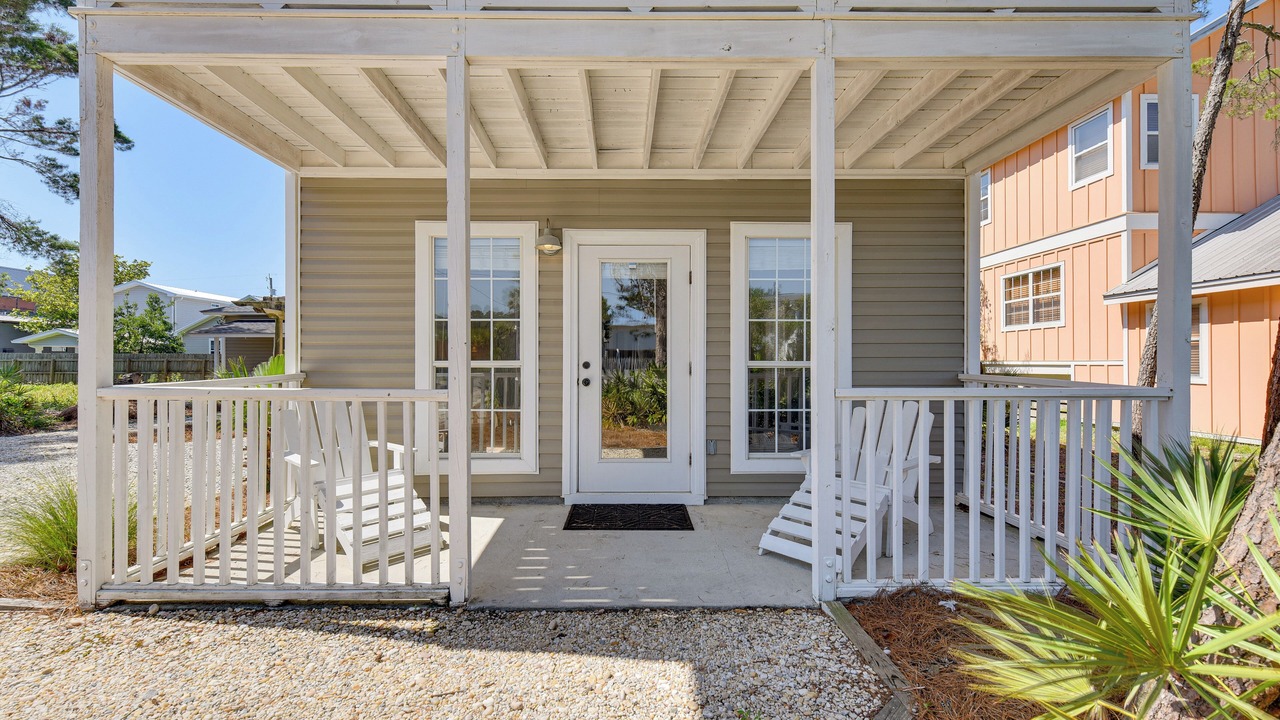 Photo of Patio Balcony in Gulfview Heights