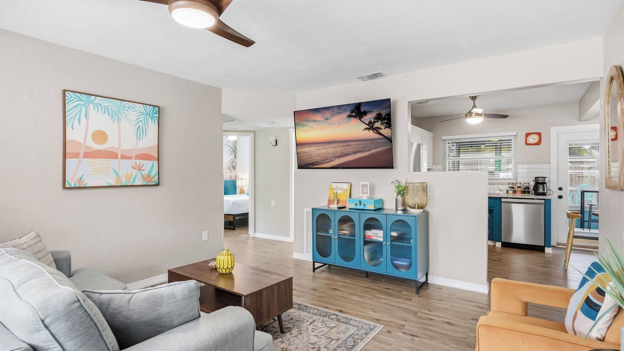 Photo of Livingroom in South Pinellas Community Council