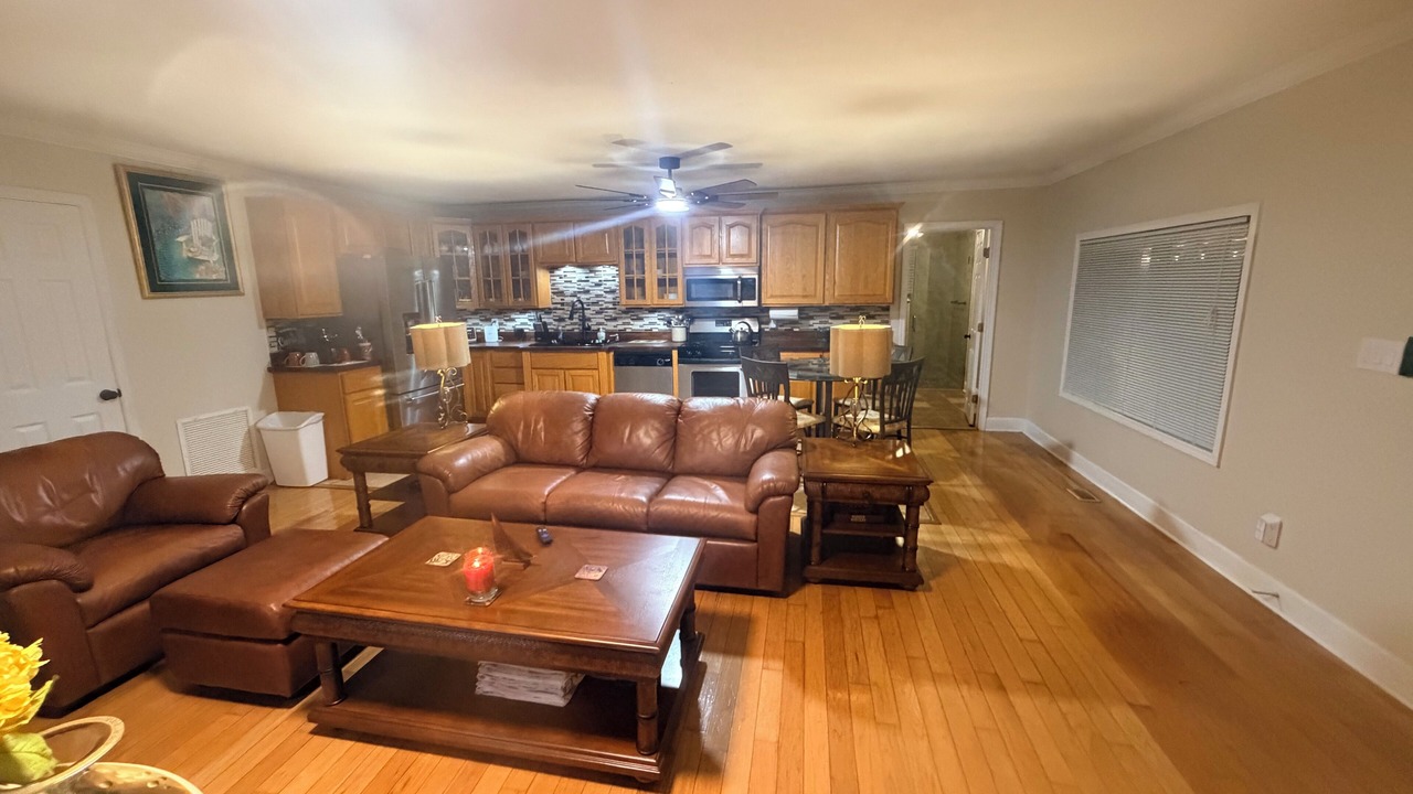 Photo of Livingroom in Holly Hill