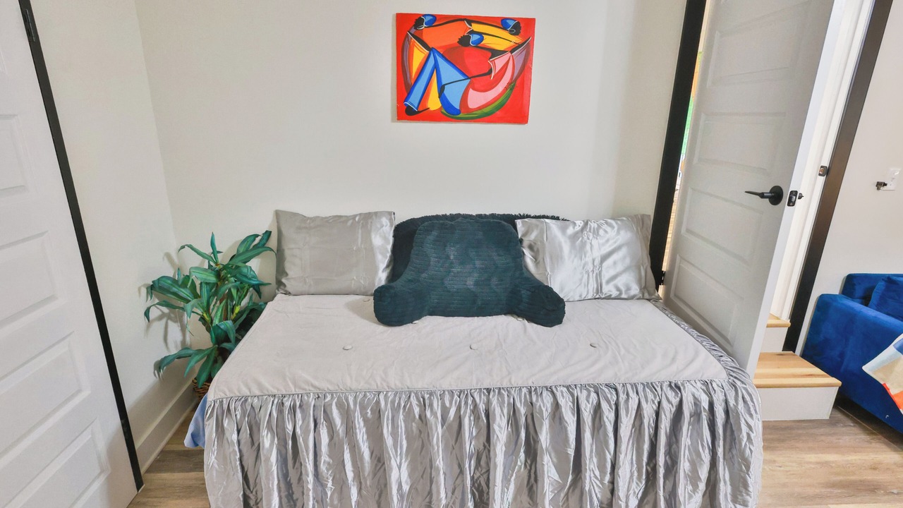 Photo of Bedroom in Scenic Heights