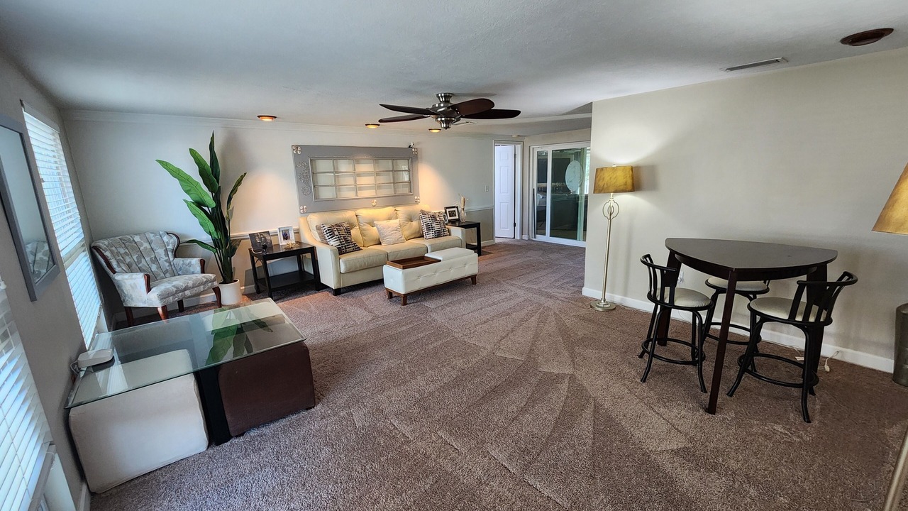 Photo of Livingroom in Holiday