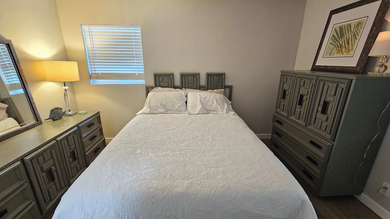 Photo of Bedroom in Port Tampa City